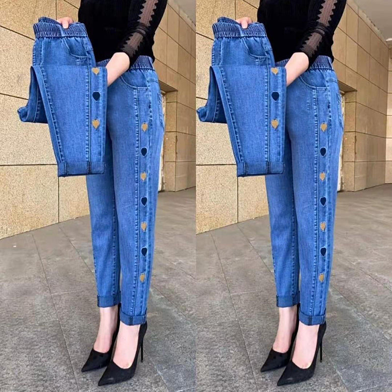 Evelyn™ Heart Embroidered Jeans 